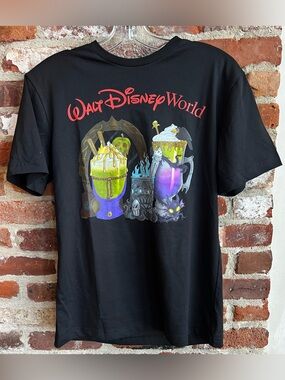 Disney Parks WDW Halloween 2026 Villains Poison Potions Adult T-Shirt NEW